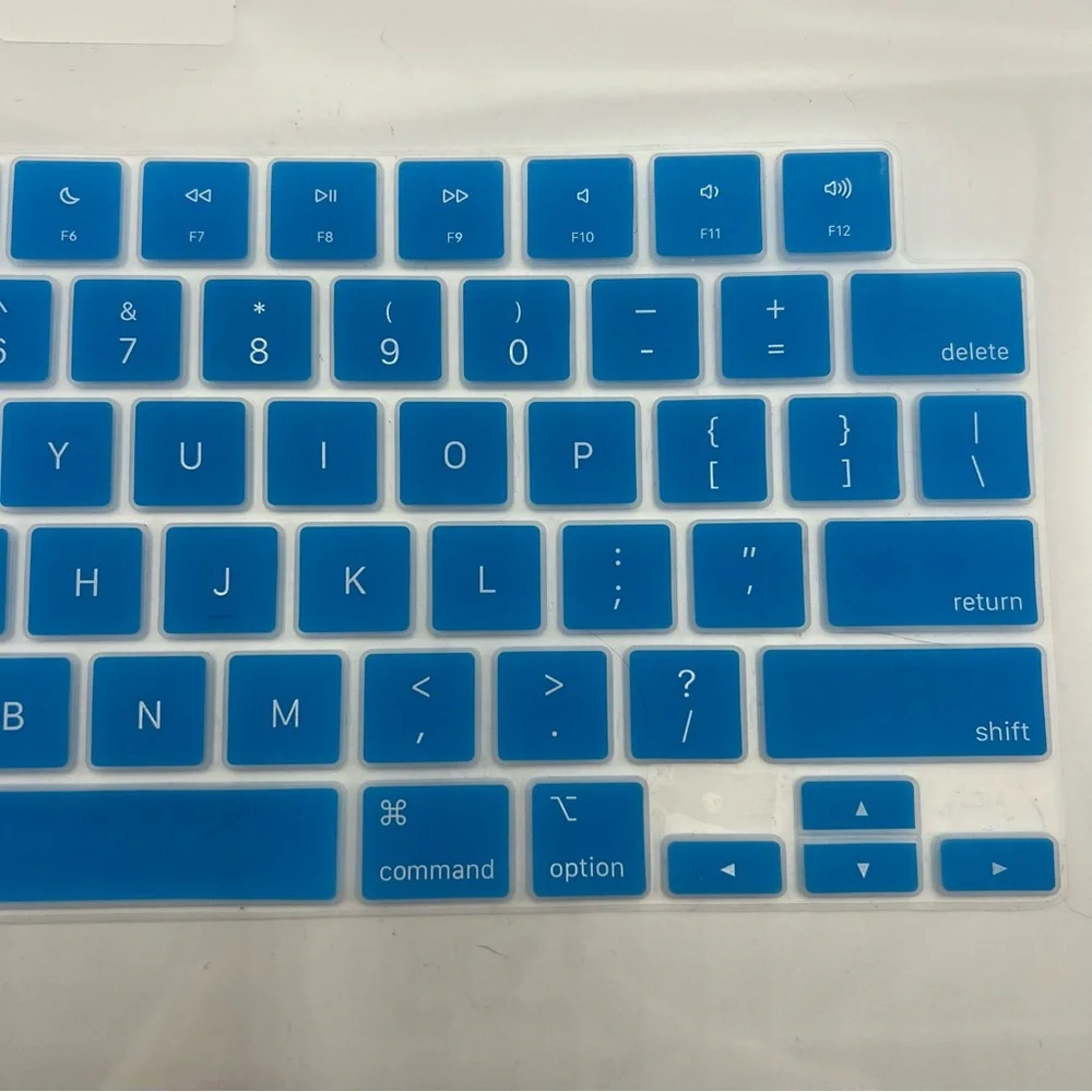 Silicone Keyboard Cover & Dust‎ Plugs for MacBook – Blue